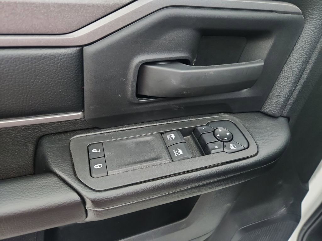 New 2026 RAM 3500 Tradesman AWD/4WD image 13