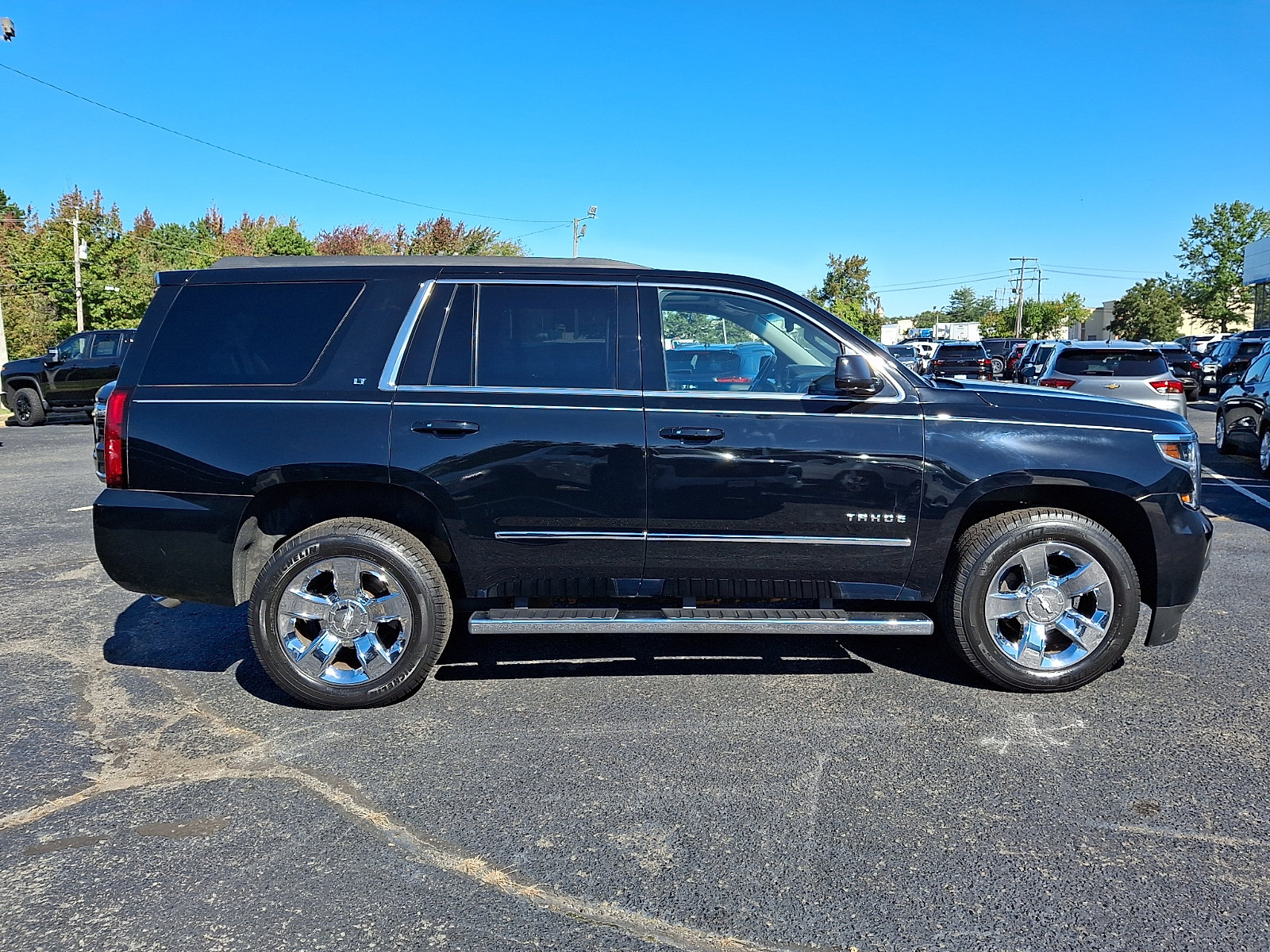 Certified 2016 Chevrolet Tahoe LT w/ LT Signature Package AWD/4WD image 7