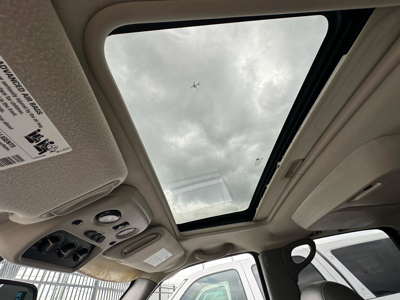 Used 2005 GMC Yukon XL Denali AWD/4WD image 50