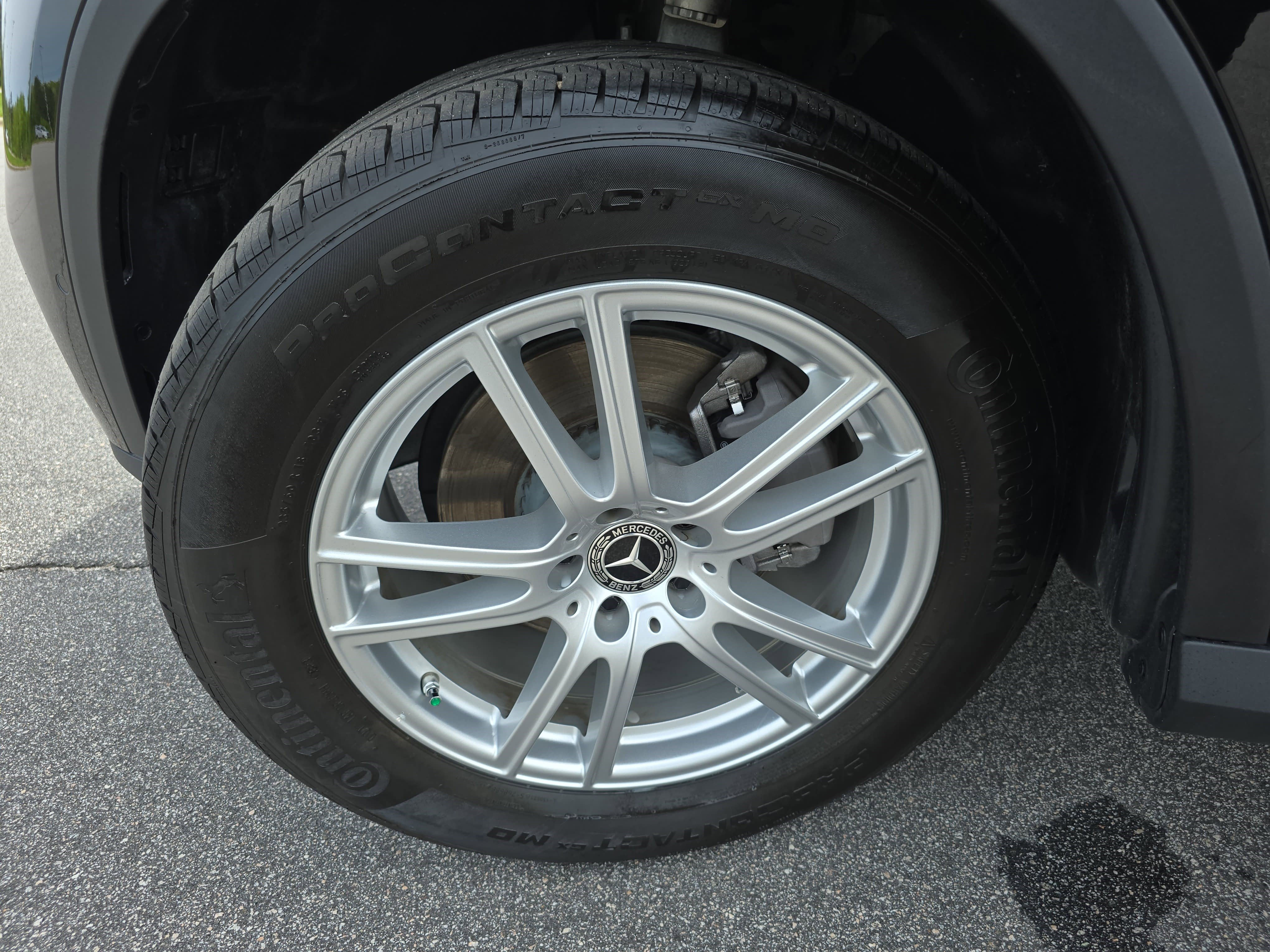 Used 2023 Mercedes-Benz GLC 300 4MATIC image 33