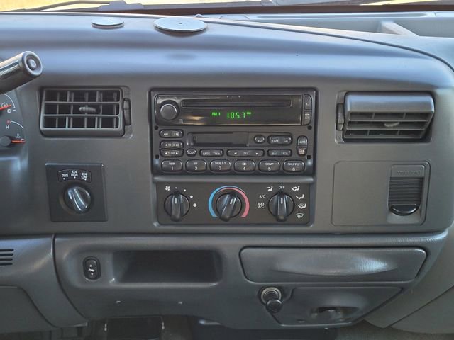 Used 2003 Ford F350 Lariat image 19