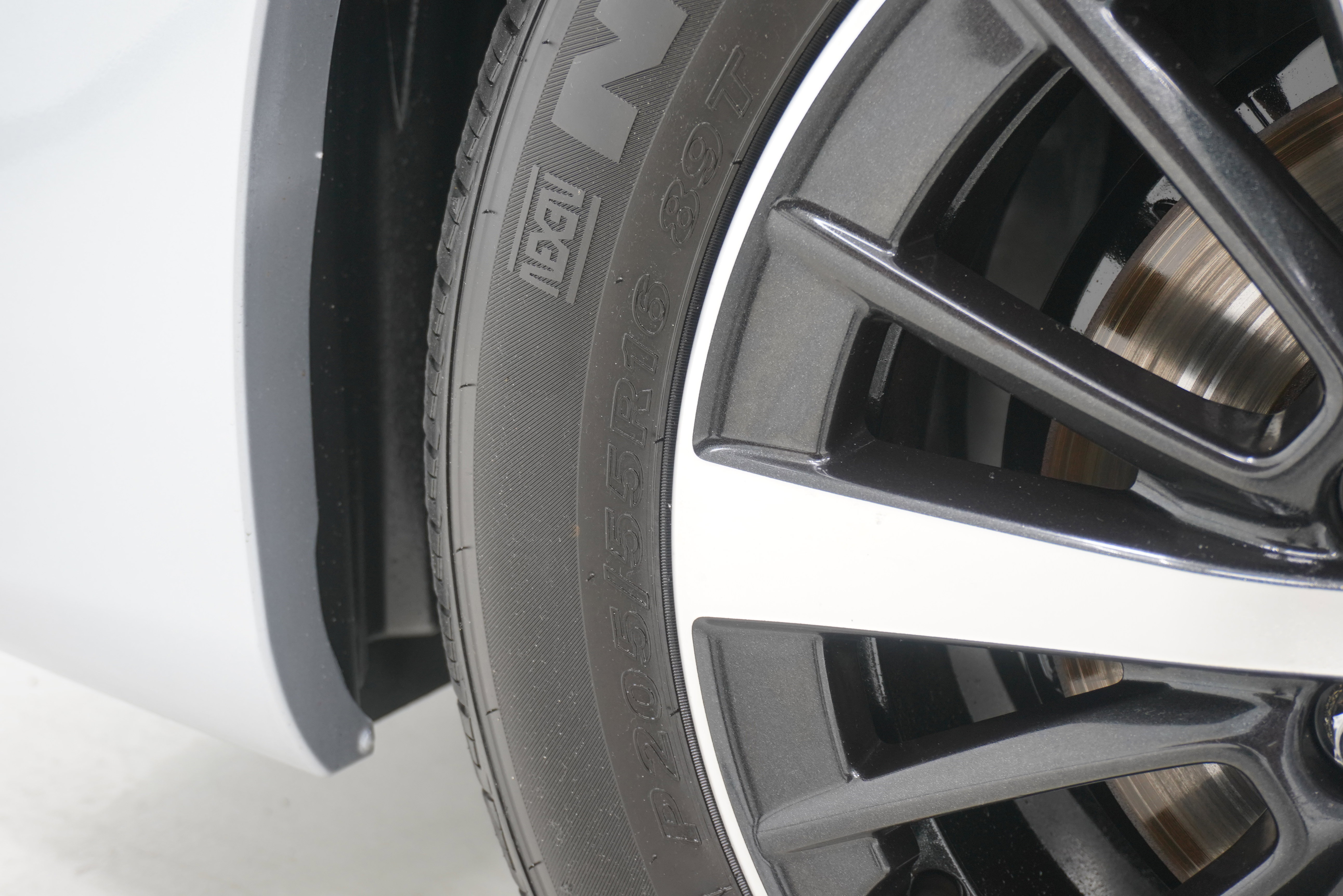 Used 2019 Subaru Impreza 2.0i Premium AWD/4WD image 27