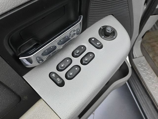 Used 2005 Ford F150 XLT AWD/4WD image 18