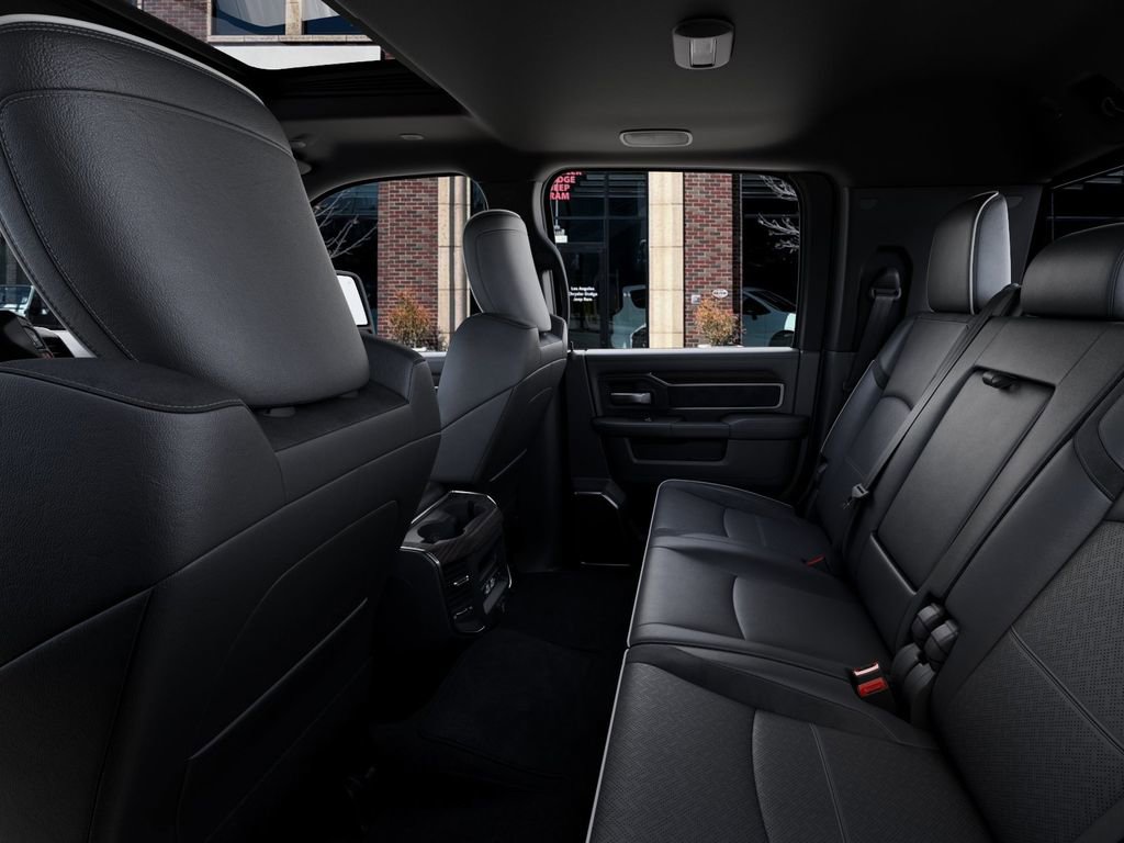 New 2026 RAM 3500 Laramie AWD/4WD image 23