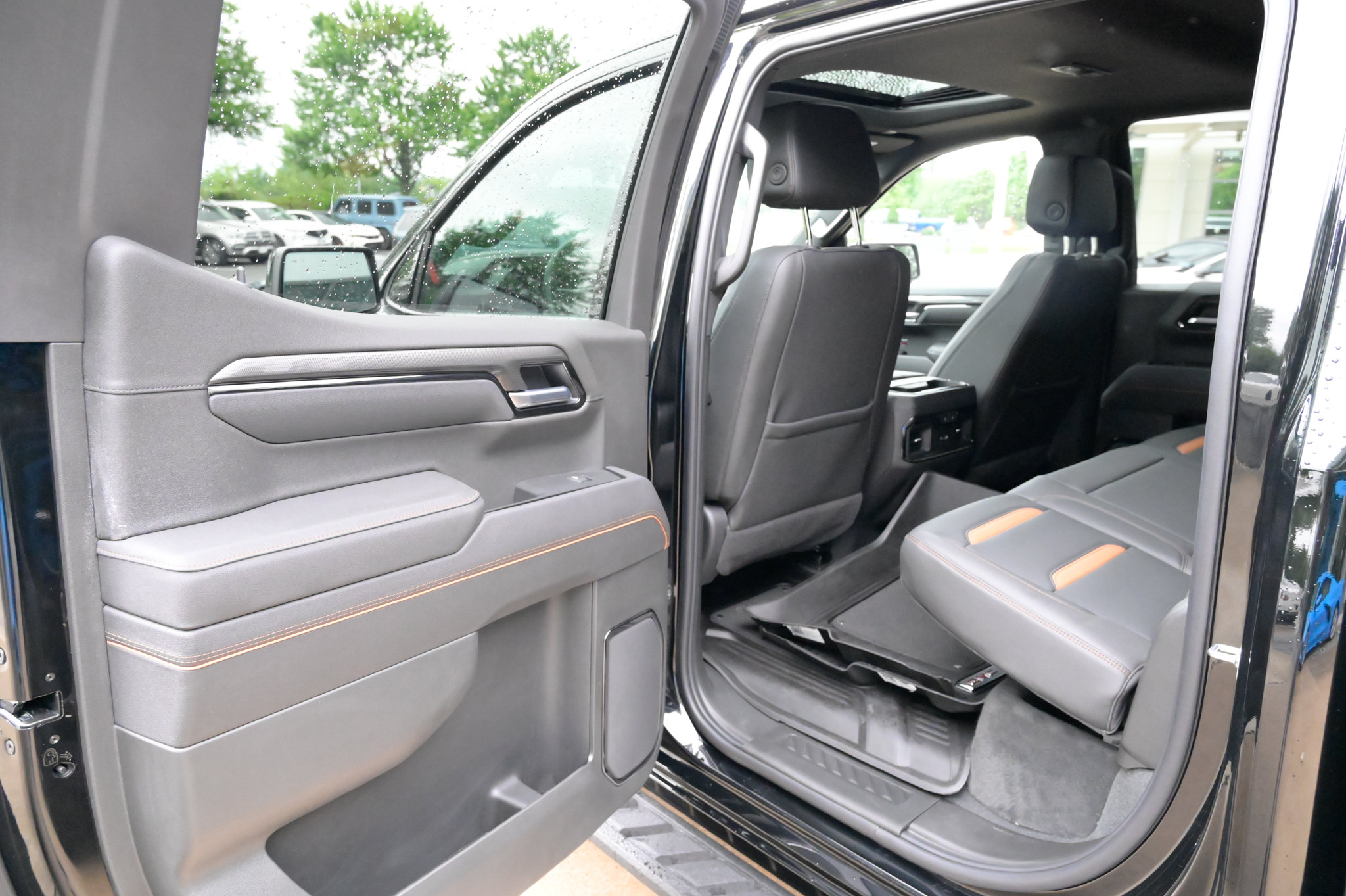 Used 2026 GMC Sierra 1500 AT4 w/ AT4 Preferred Package AWD/4WD image 35