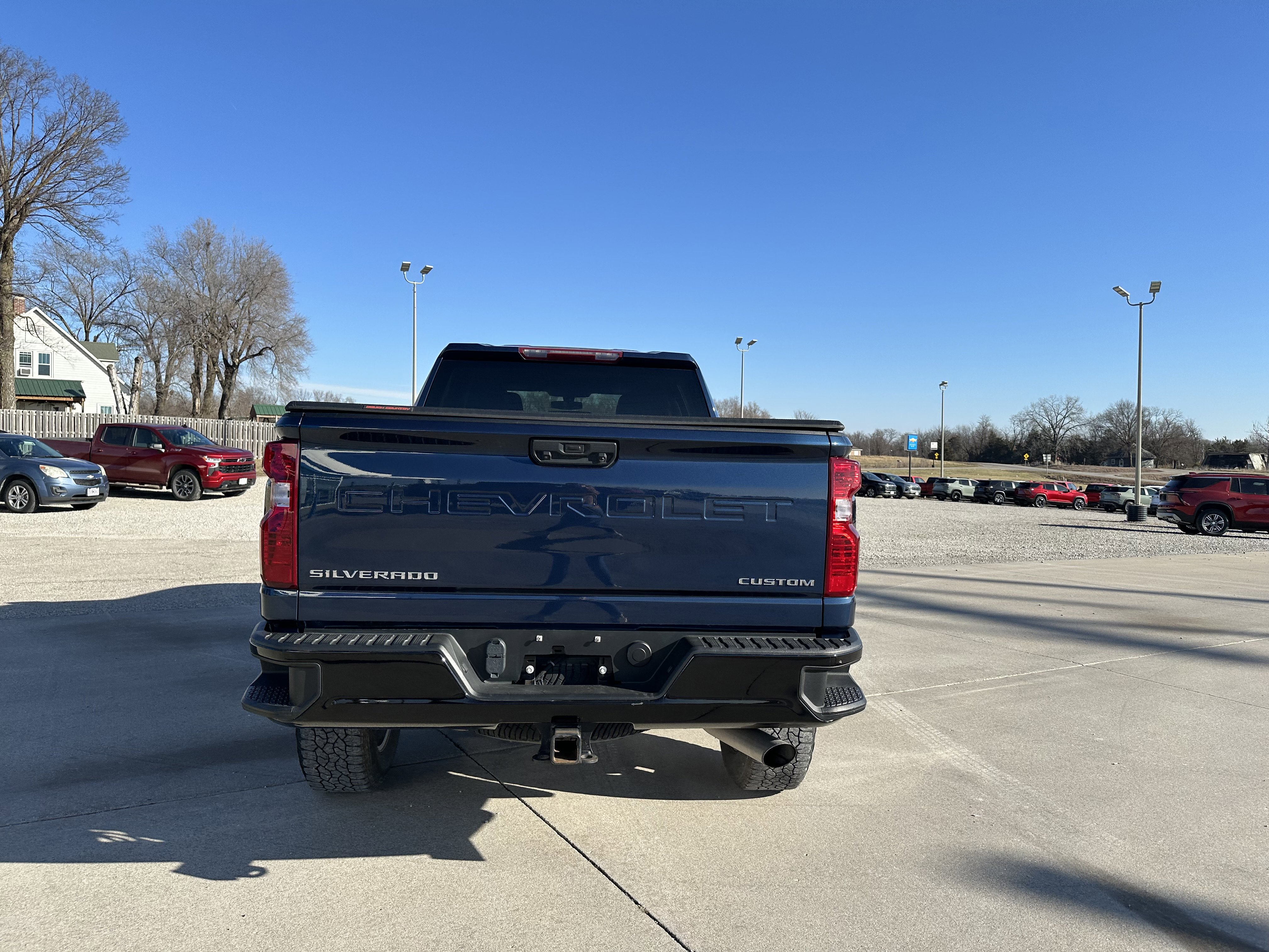Used 2022 Chevrolet Silverado 2500 Custom w/ Custom Convenience Package image 7