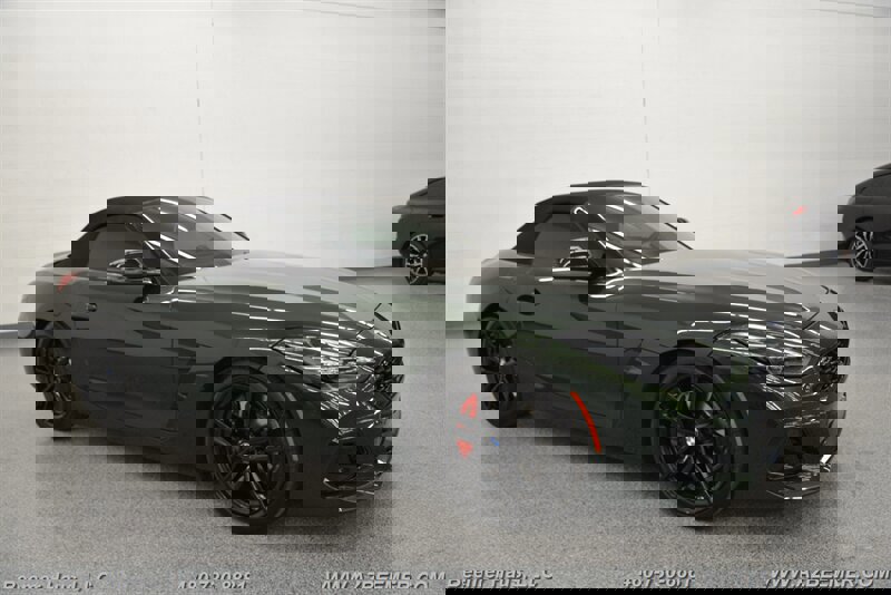 Used 2025 BMW Z4 M40i w/ Edition image 7