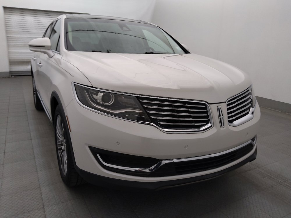 Used 2016 Lincoln MKX Reserve w/ Technology Package FWD image 13