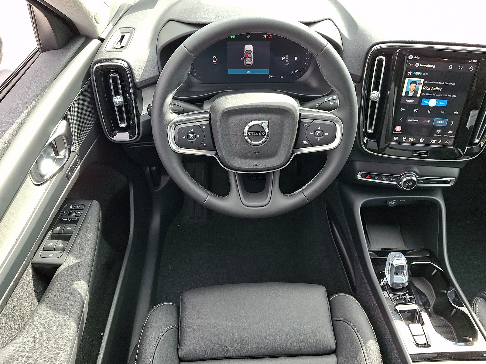 New 2026 Volvo XC40 B5 Plus w/ Protection Package Premier AWD/4WD image 7