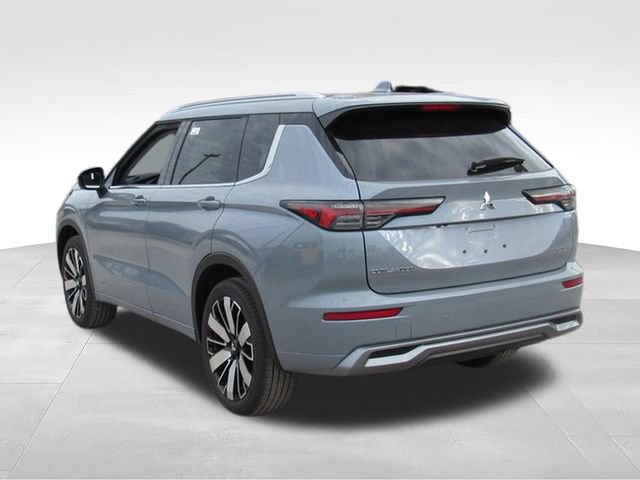New 2026 Mitsubishi Outlander SEL FWD image 5