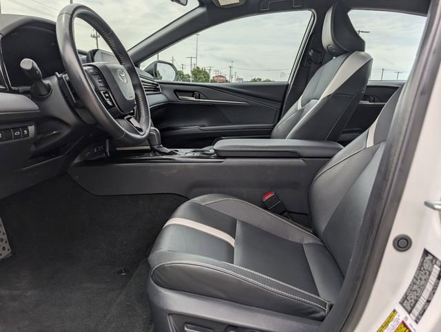 Used 2025 Toyota Camry SE FWD image 27