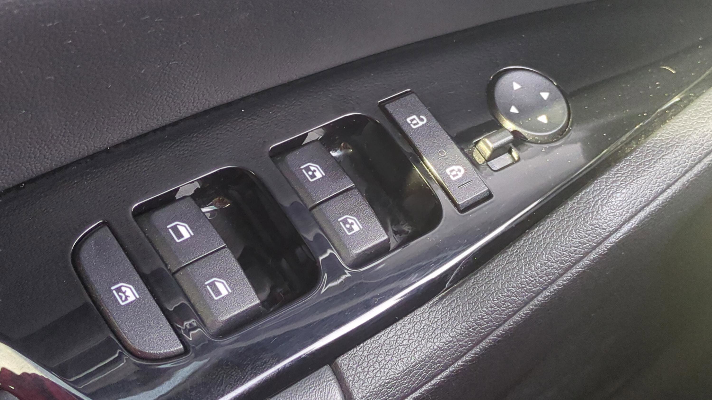 Certified 2024 Kia Sportage EX image 25