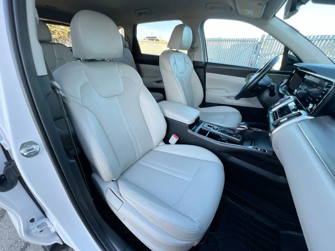Used 2022 Kia Sorento EX FWD image 28