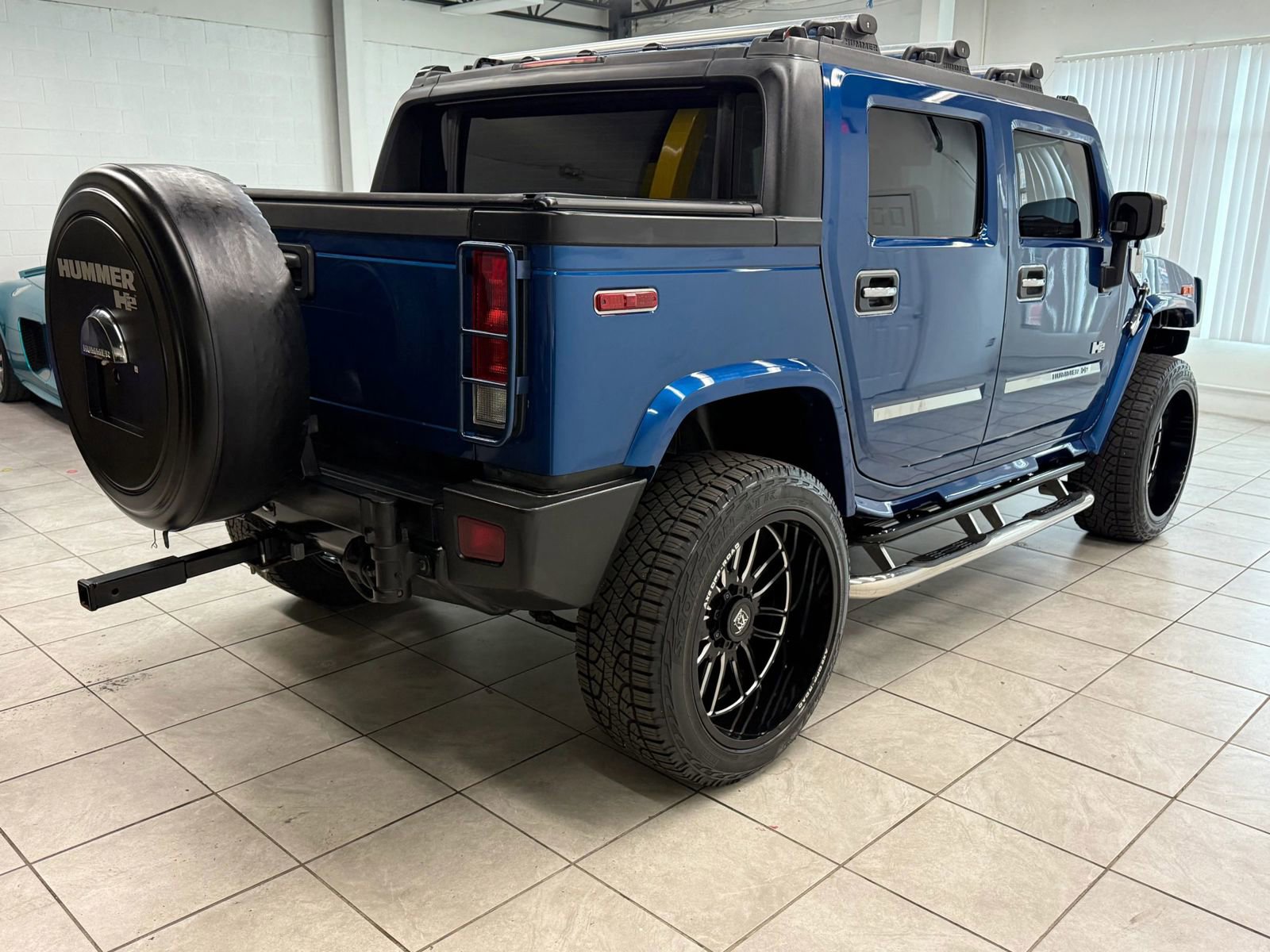 Used 2006 HUMMER H2 SUT w/ Limited Edition H2 image 9