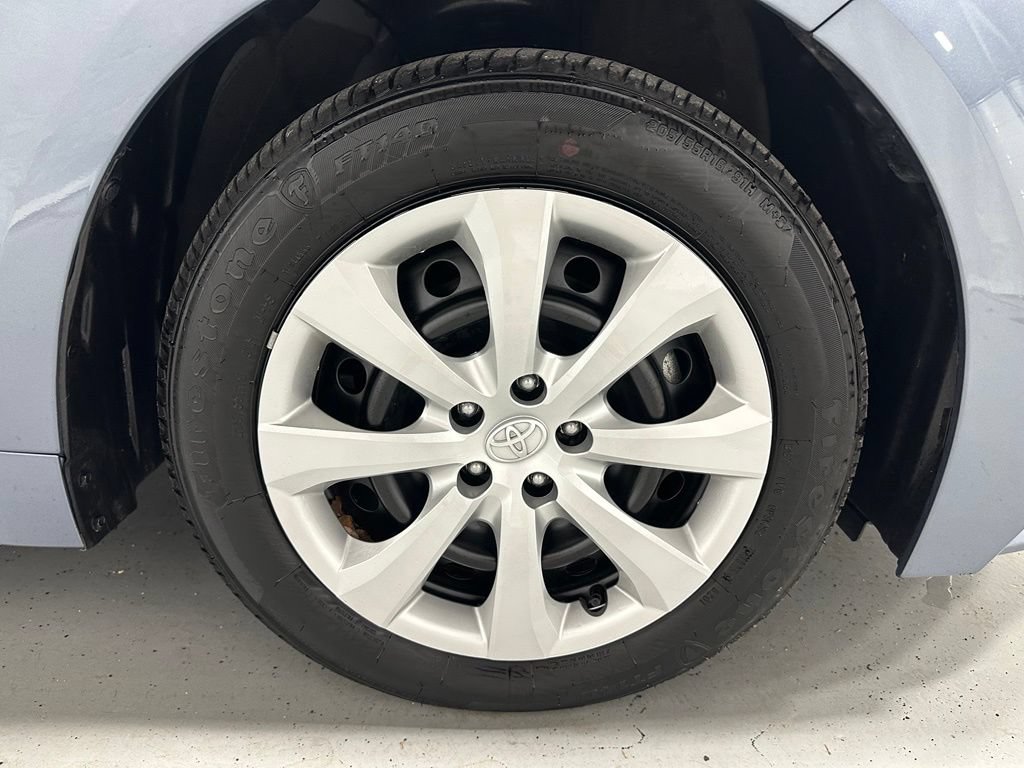 Used 2026 Toyota Corolla LE FWD image 62