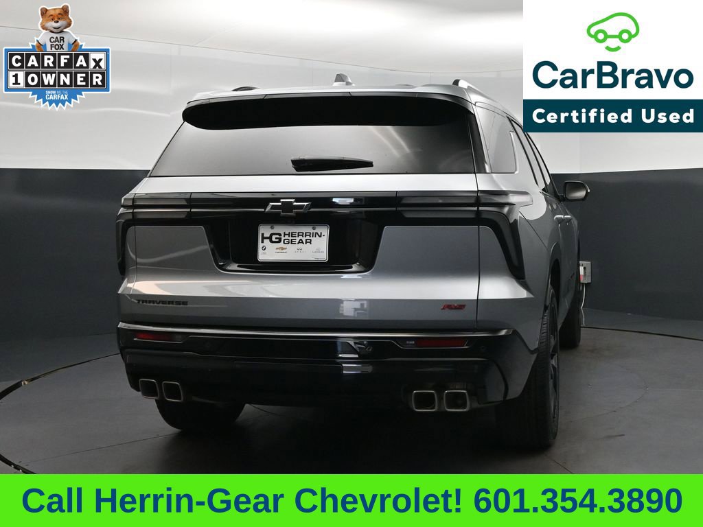 Certified 2026 Chevrolet Traverse RS w/ LPO, Floor Liner Package FWD image 7