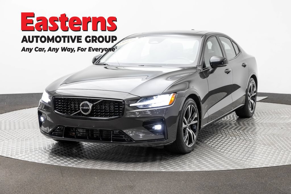 Used 2024 Volvo S60 B5 Core AWD/4WD image 1