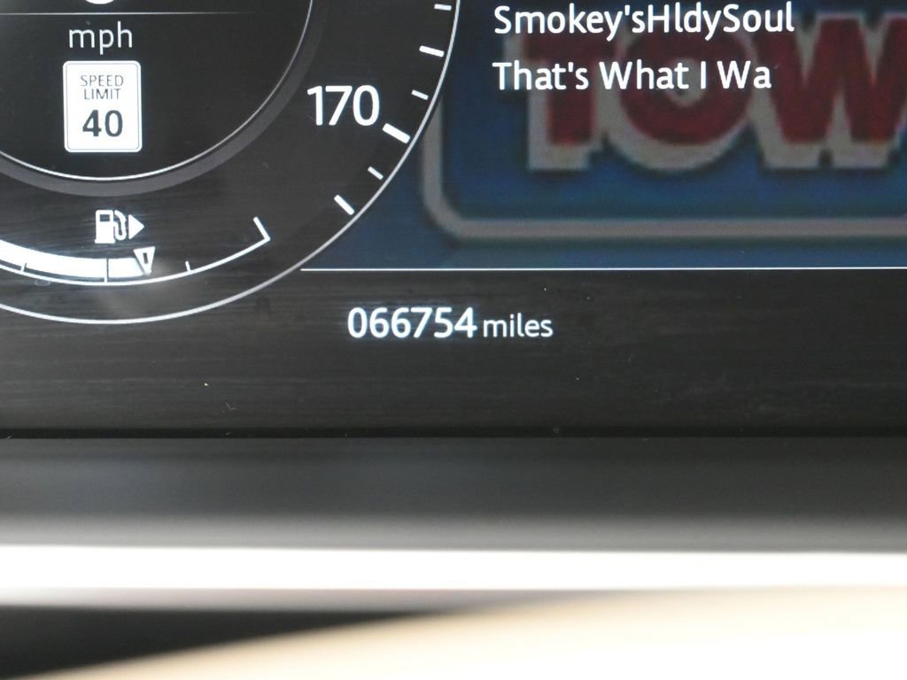 Used 2020 Land Rover Range Rover Long Wheelbase HSE image 13