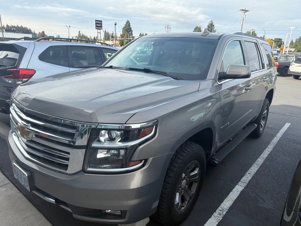 Used 2017 Chevrolet Tahoe LT w/ Luxury Package AWD/4WD image 7