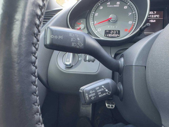 Used 2011 Audi R8 V8 image 26