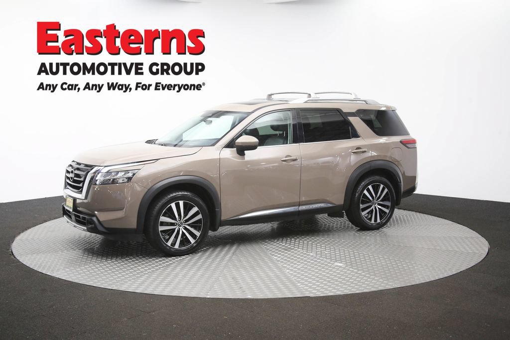 Used 2023 Nissan Pathfinder Platinum w/ Cargo Package AWD/4WD image 60