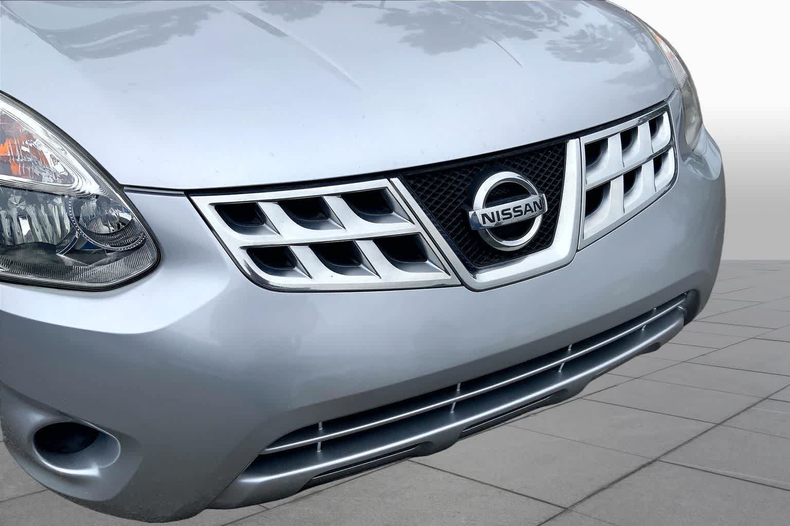 Used 2013 Nissan Rogue S FWD image 28