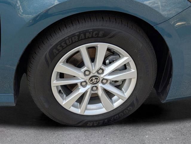 Used 2025 Toyota Camry LE w/ Convenience Package FWD image 6