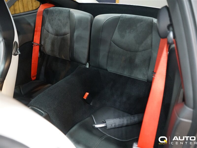 Used 2012 Porsche 911 Carrera GTS RWD image 31