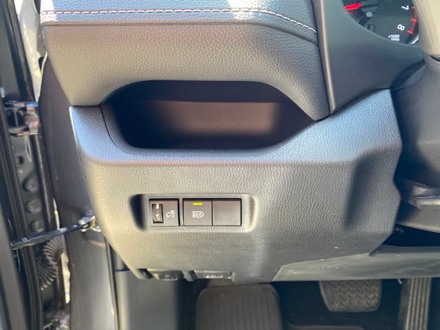 Certified 2021 Toyota RAV4 LE AWD/4WD image 10