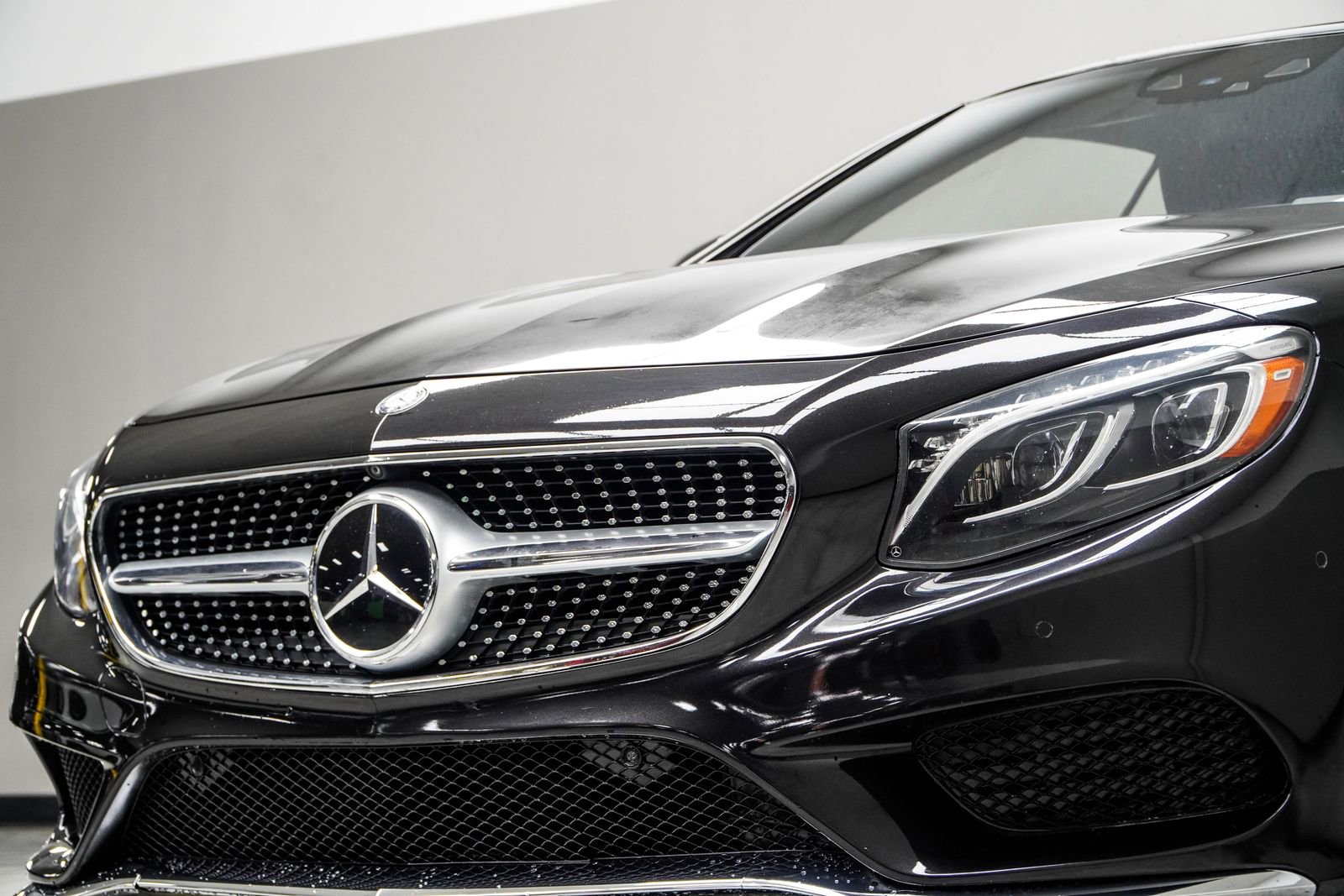 Used 2017 Mercedes-Benz S 550 Cabriolet image 3