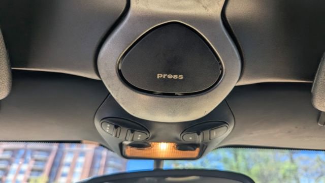 Used 2005 Porsche Boxster image 33