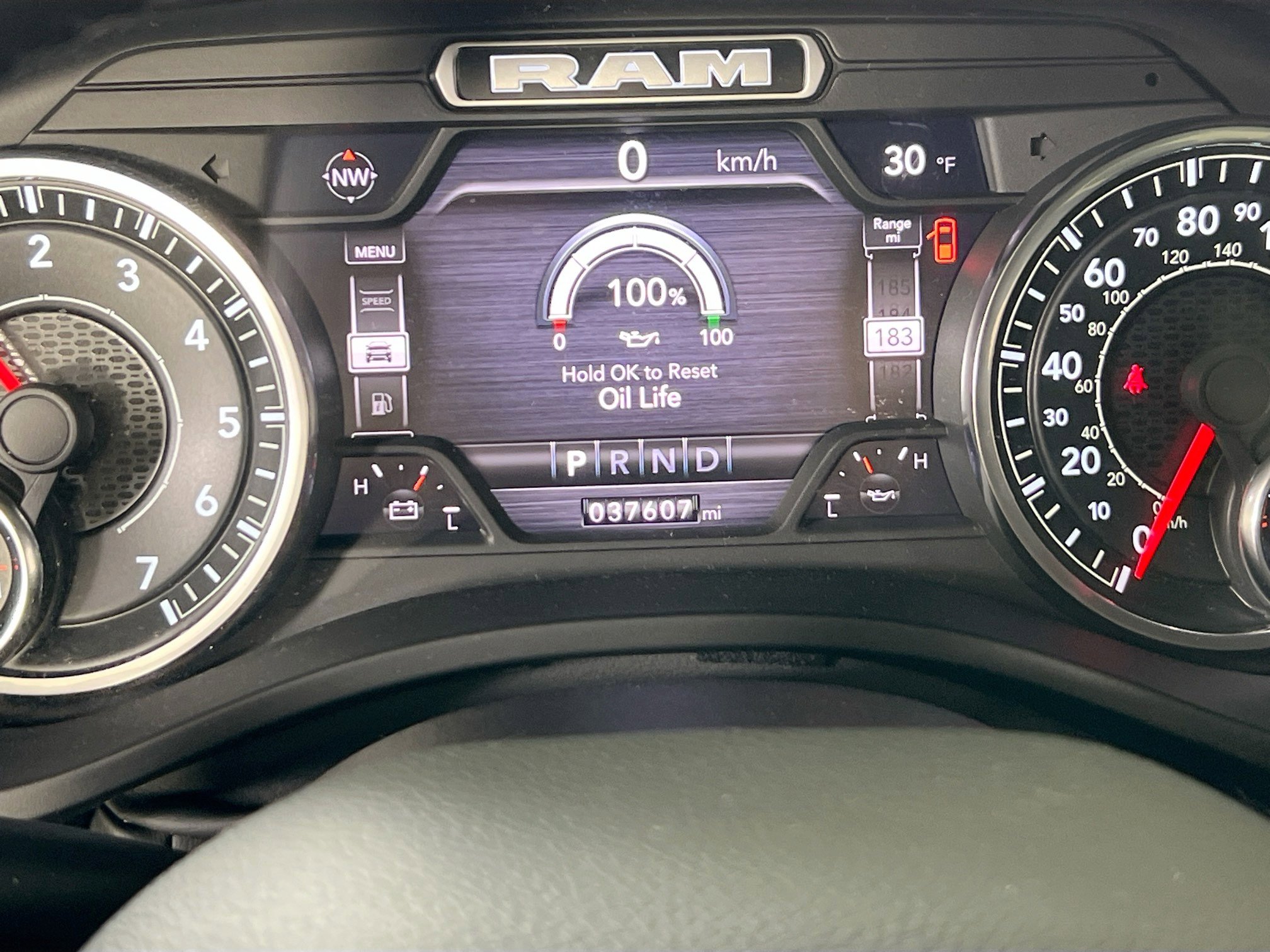 Used 2022 RAM 1500 Laramie w/ Sport Appearance Package image 12