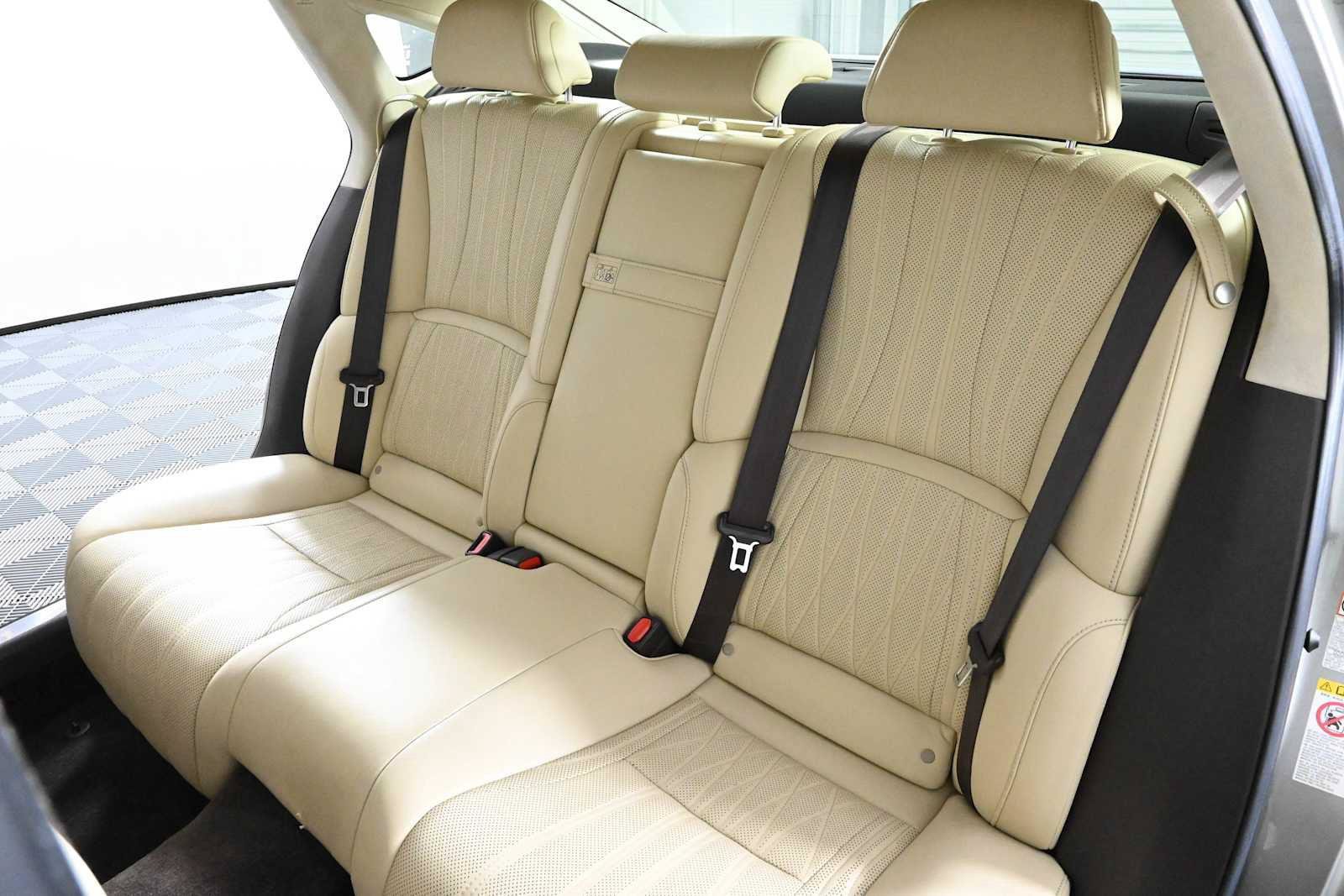 Used 2018 Lexus LS 500 w/ Interior Upgrade Package RWD image 15