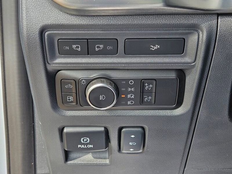 Used 2023 Ford F150 Lariat w/ Trailer Tow Package AWD/4WD image 26