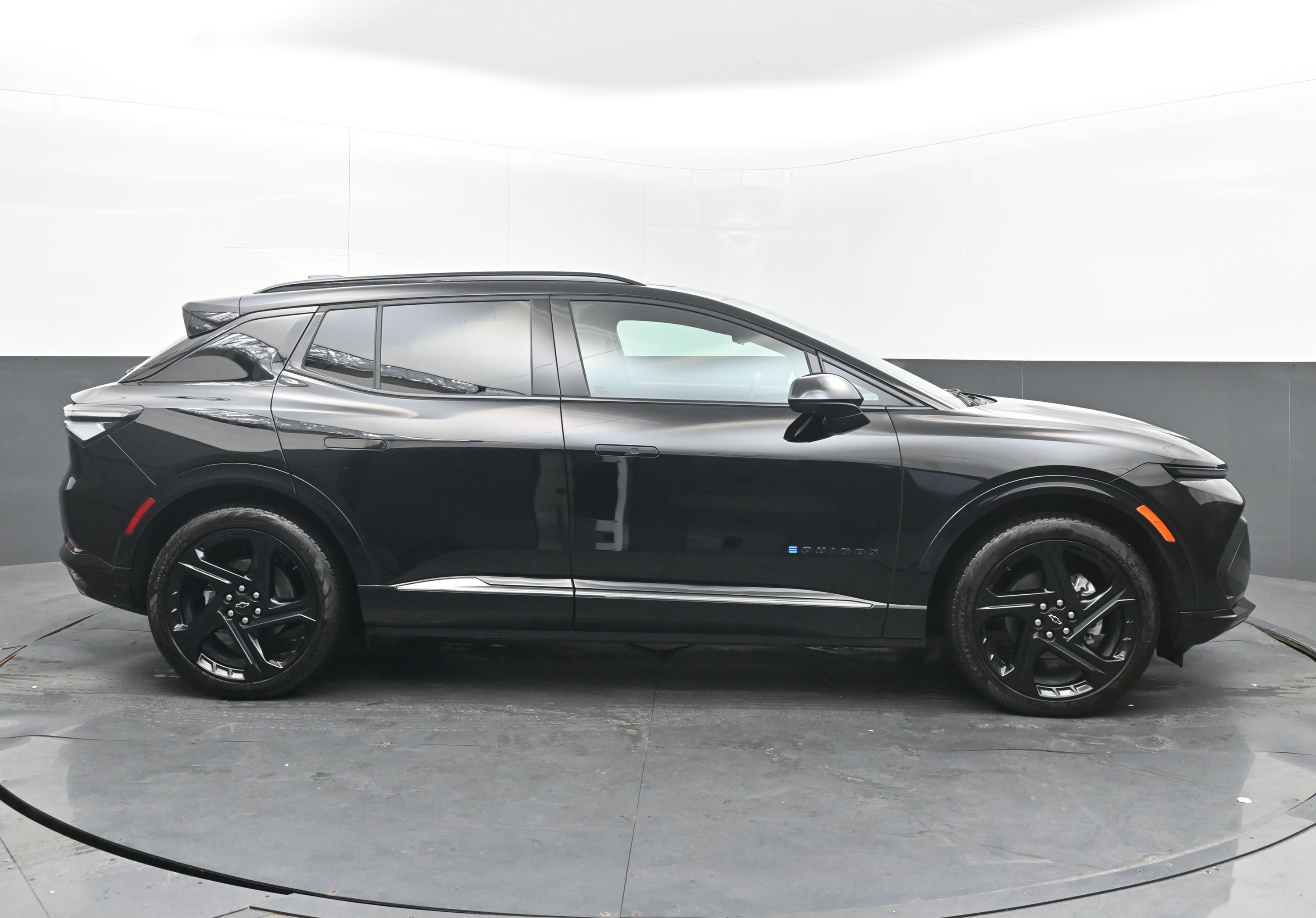 New 2025 Chevrolet Equinox EV RS w/ Convenience Package II image 10