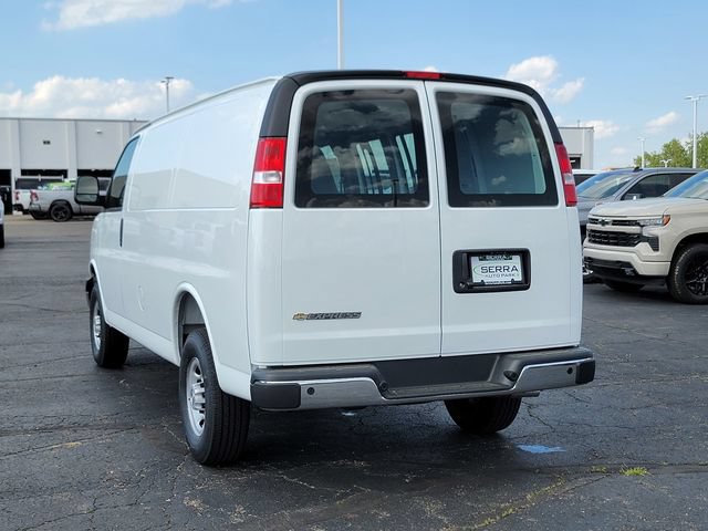 New 2026 Chevrolet Express 2500 w/ Safety Package RWD image 7
