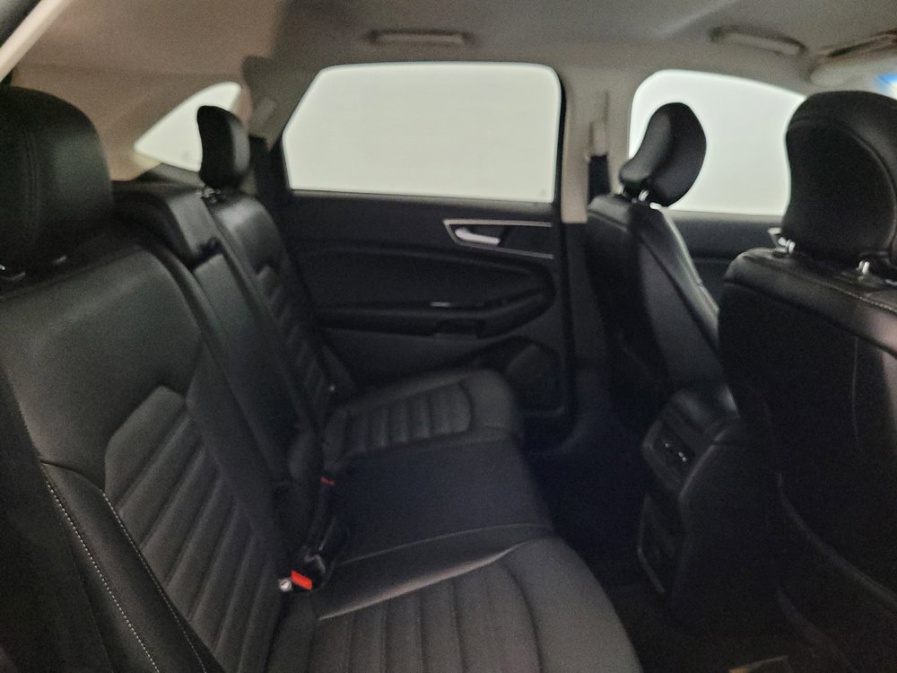 Used 2018 Ford Edge SEL w/ Equipment Group 201A AWD/4WD image 19