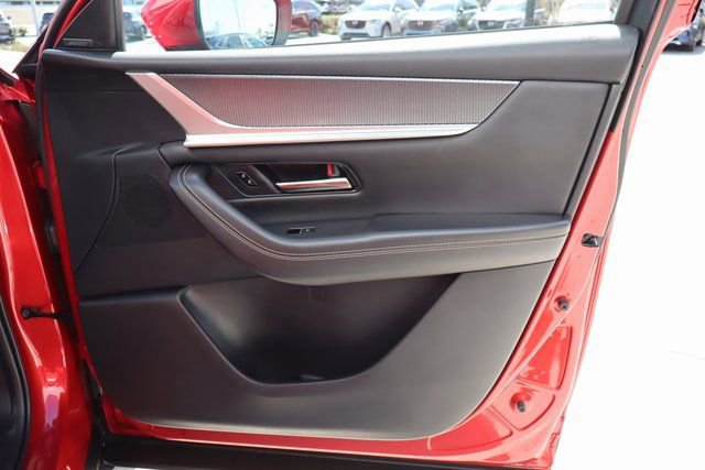 Used 2024 MAZDA CX-90 Plug-In Hybrid w/ Premium Plus image 35