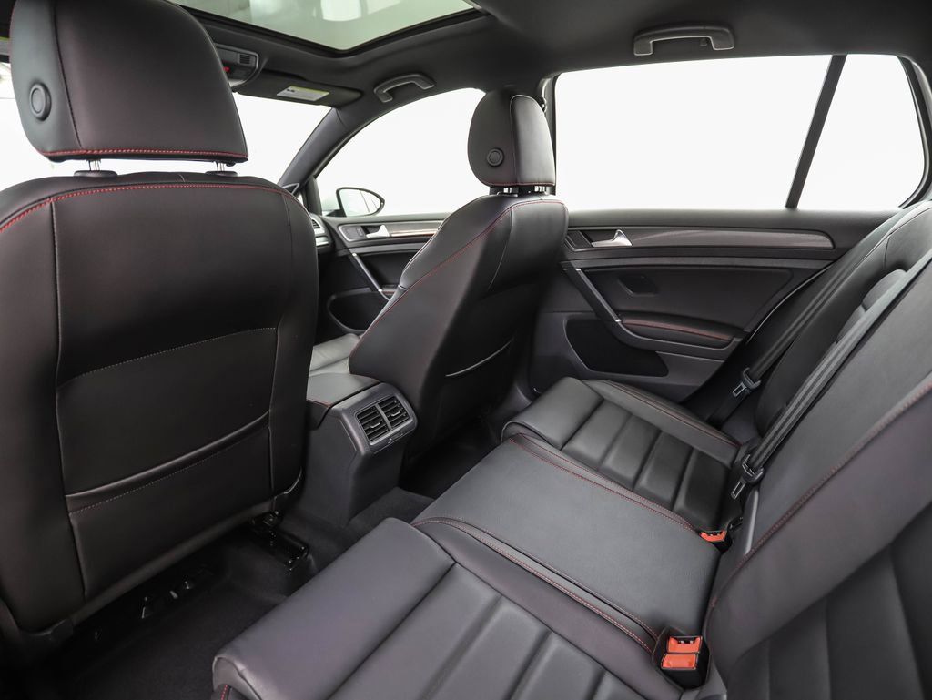 Used 2019 Volkswagen GTI SE w/ SE Experience Package image 20
