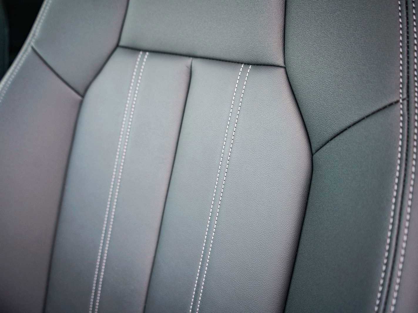 Certified 2025 Audi Q6 e-tron Premium w/ Convenience Package image 11