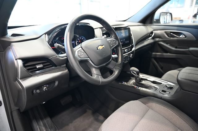 Used 2023 Chevrolet Traverse LT FWD image 21