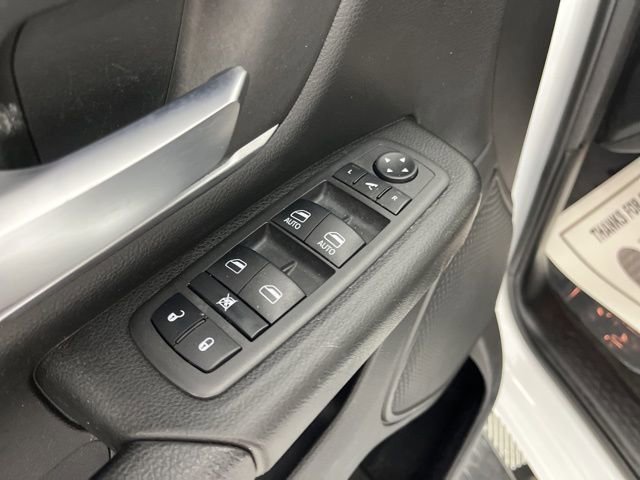 Used 2022 RAM 1500 Big Horn AWD/4WD image 35