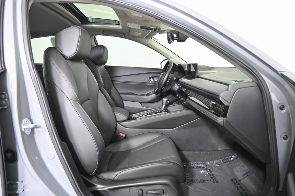 Used 2025 Honda Accord Touring image 13