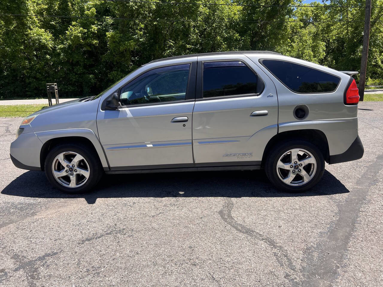 Used 2004 Pontiac Aztek 2WD w/ 1SB Preferred Equipment Group image 4