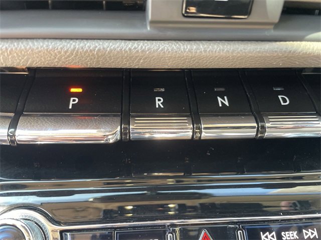 Used 2021 Lincoln Corsair Reserve w/ Equipment Group 201A image 16