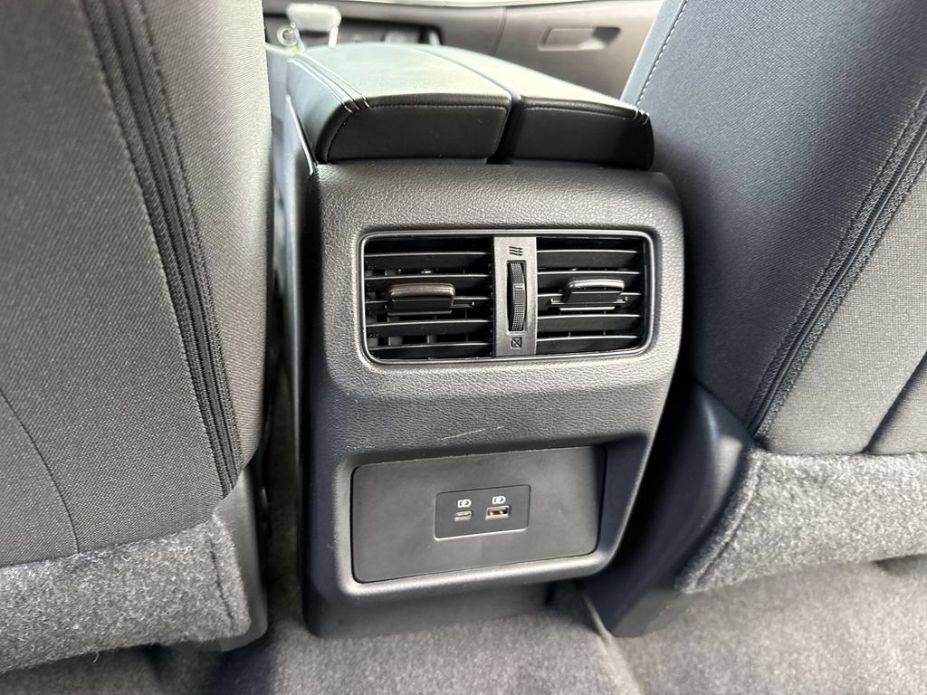 Used 2023 Nissan Rogue SV FWD image 37