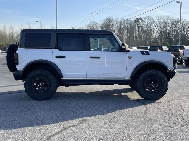 Used 2024 Ford Bronco Badlands image 6