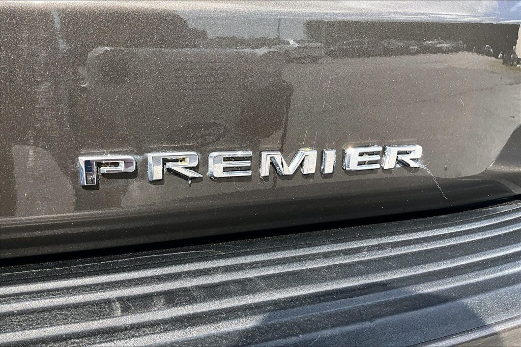 Used 2021 Chevrolet Tahoe Premier RWD image 23