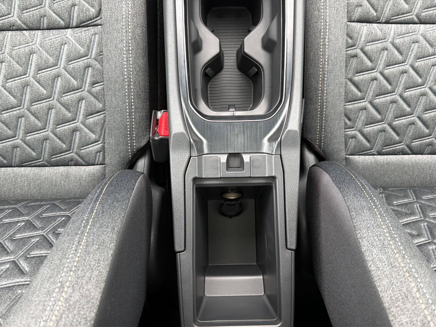 New 2027 Nissan Kicks SV AWD/4WD image 23
