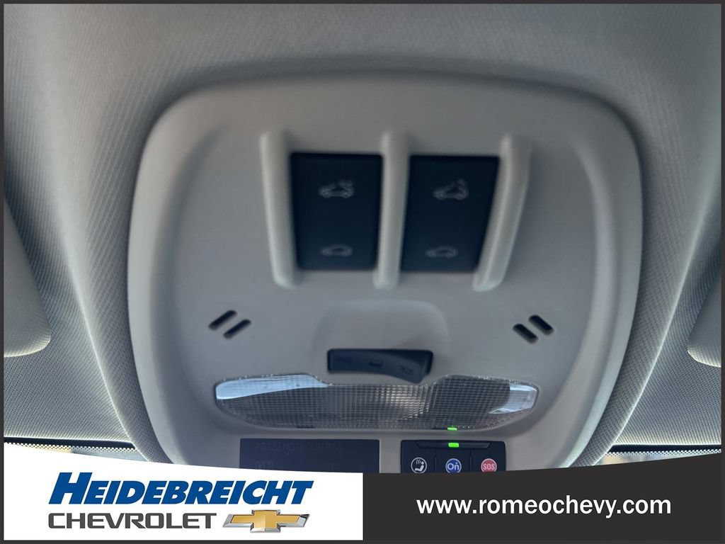 Used 2024 Chevrolet Trax ACTIV w/ Sunroof Package FWD image 25
